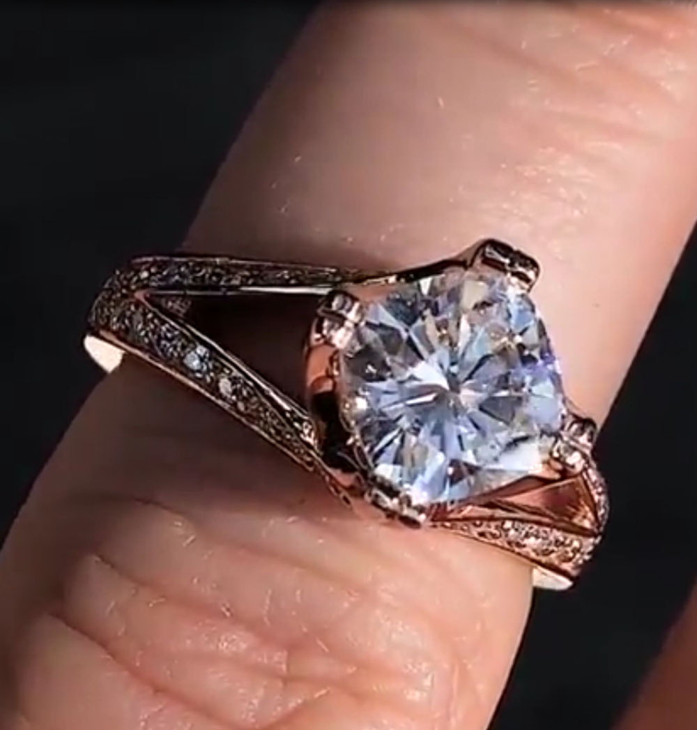Cincin Pertunangan Ulang Tahun - Moissanite Engagement Ring 1 Carat ulasan dan harga