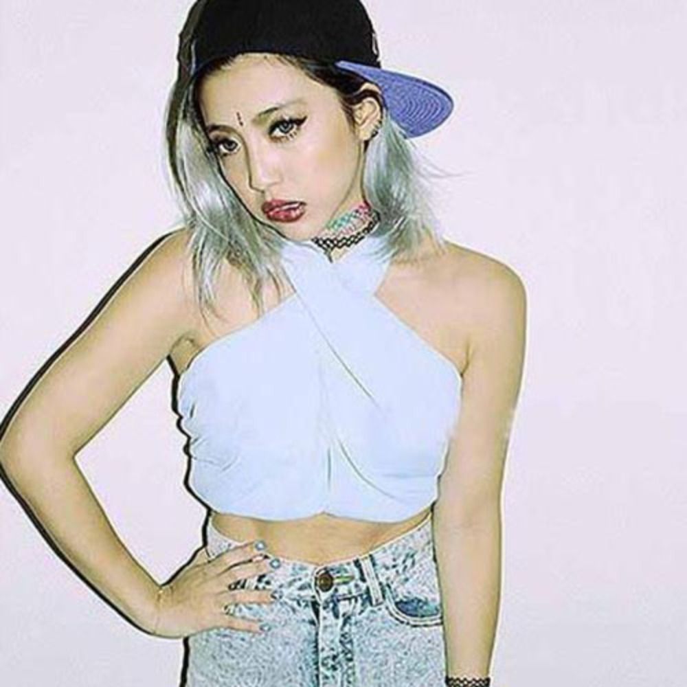 Perhiasan Gotik dengan Benang  - Pearl Choker Necklace Vintage ulasan dan harga