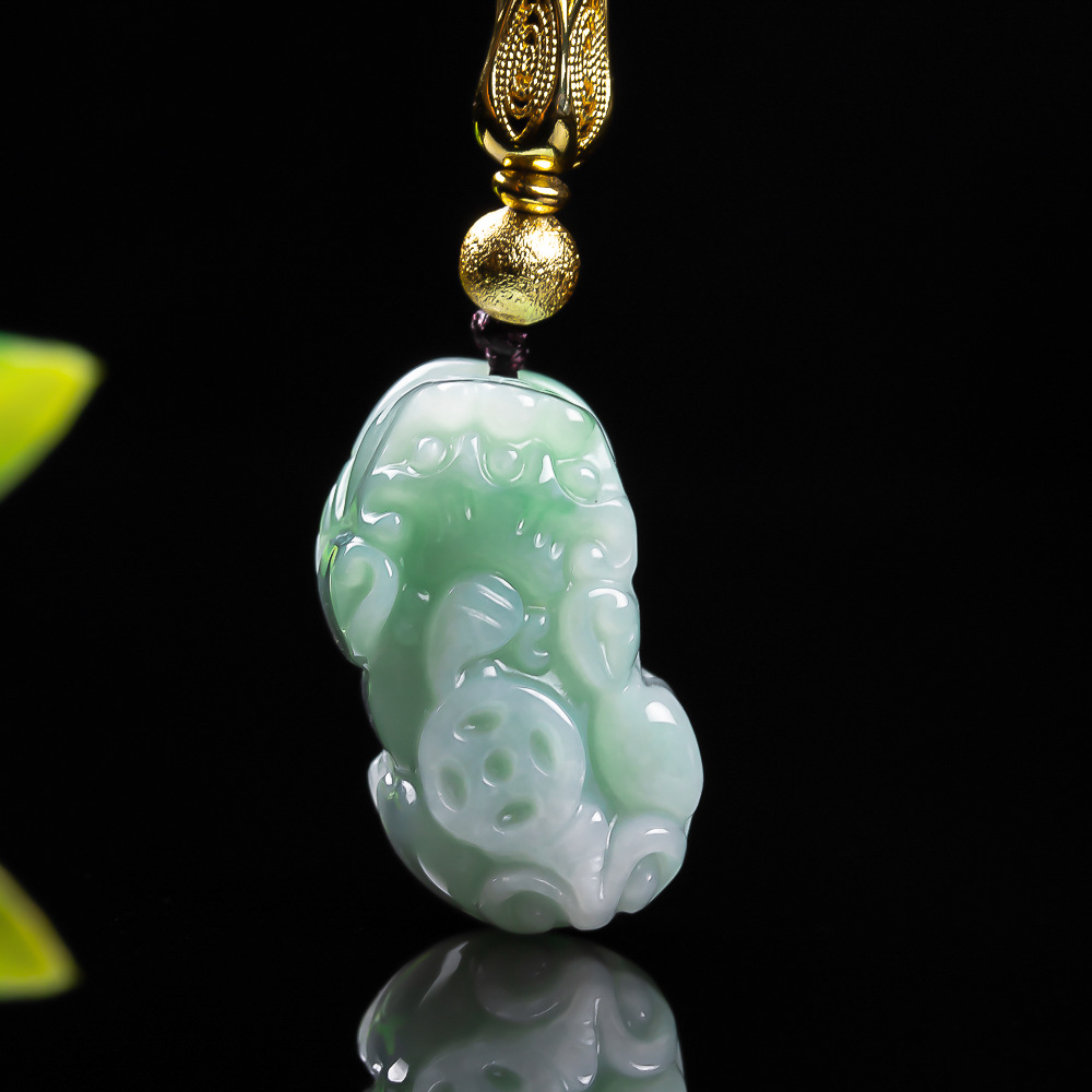 Liontin Uang Pixiu Giok Hijau  - Necklaces ulasan dan harga