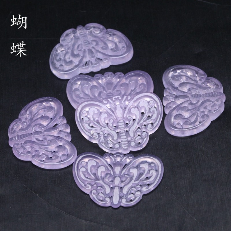 2 Buah Liontin Kupu-kupu Manik - Necklaces ulasan dan harga